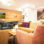 Alpenparks Wildbach Hochkoenig Aparthotel 3*