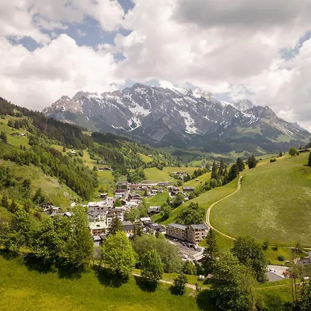 Wildbach Dienten ديتن ام هوكونغ