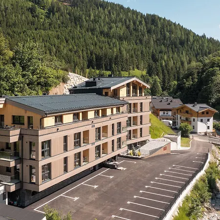 Alpenparks Wildbach Hochkoenig 디엔텐암호크코니그