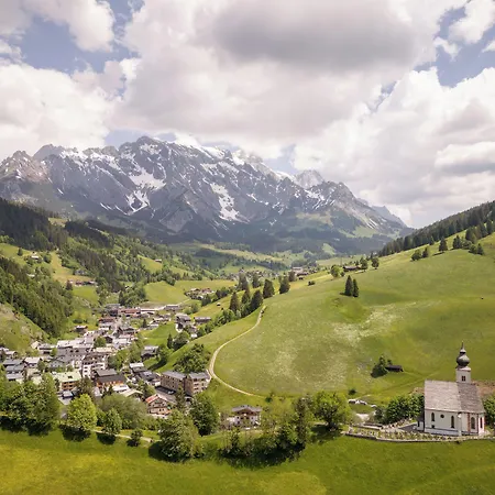 Aparthotel Alpenparks Wildbach Hochkoenig 3*