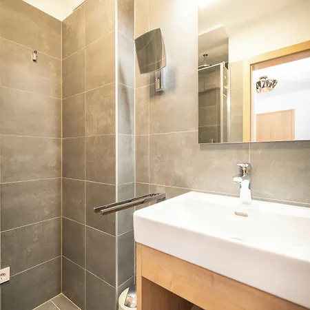 Alpenparks Wildbach Hochkoenig Dienten am Hochkönig