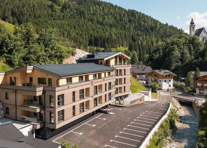 Alpenparks Wildbach Hochkoenig Dienten am Hochkönig